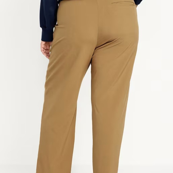 Old Navy High-Waisted Billie Straight Ankle Trouser - Picture 3 of 3